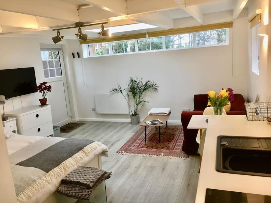 Brighton Boutique Garden Studio With Free Parking Ngoại thất bức ảnh
